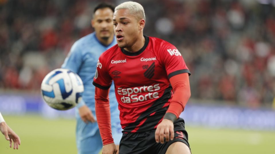 პროცესი დაიწყო - როკეს აგენტი ბრაზილიაში გაფრინდა