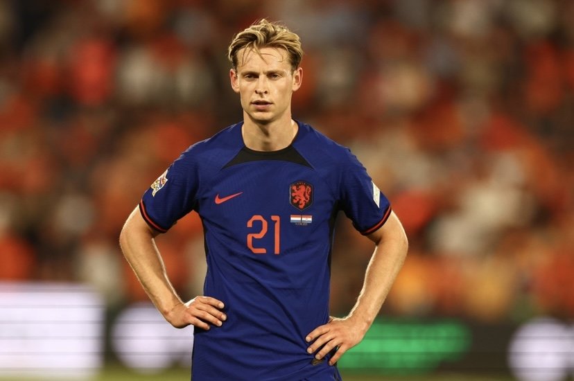 დე იონგმა კლუბის დახმარება გადაწყვიტა! - რას მოიმოქმედებს ფრენკი