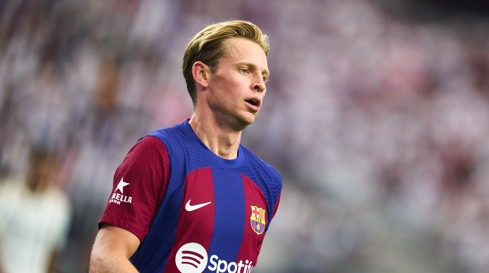 როდის დაუბრუნდება დე იონგი მოედანს - ახალი ცნობები